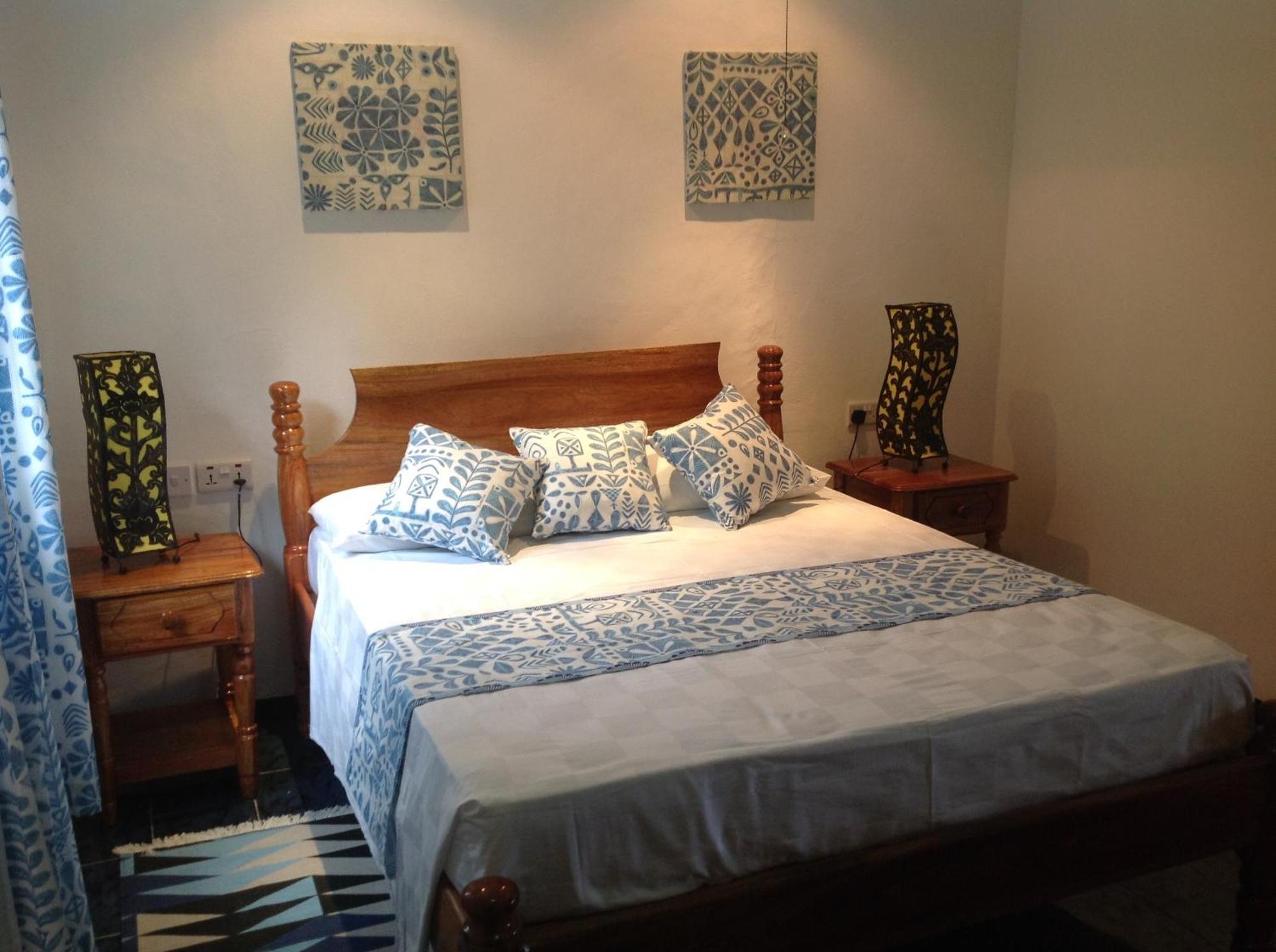 Sea View Lodge Baie Sainte Anne Room photo